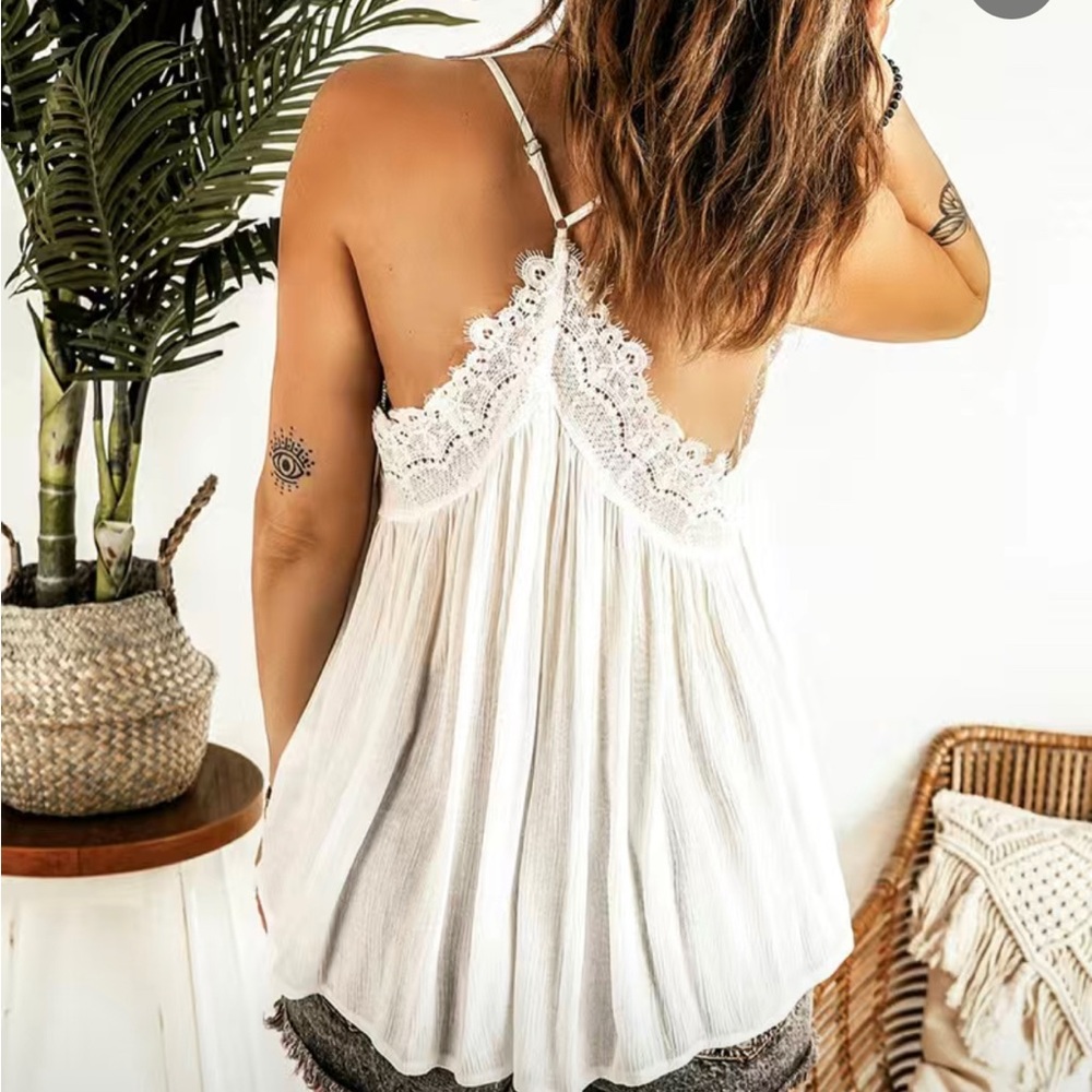 Women's Tank Top White Lace Splicing Ruffled V Neck Cami Top